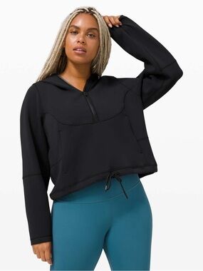 Unleash Strength Hoodie *Spacer Black Size 4